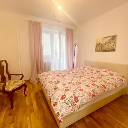Ferienwohnung Uptown Girl Belgrad Exterior foto